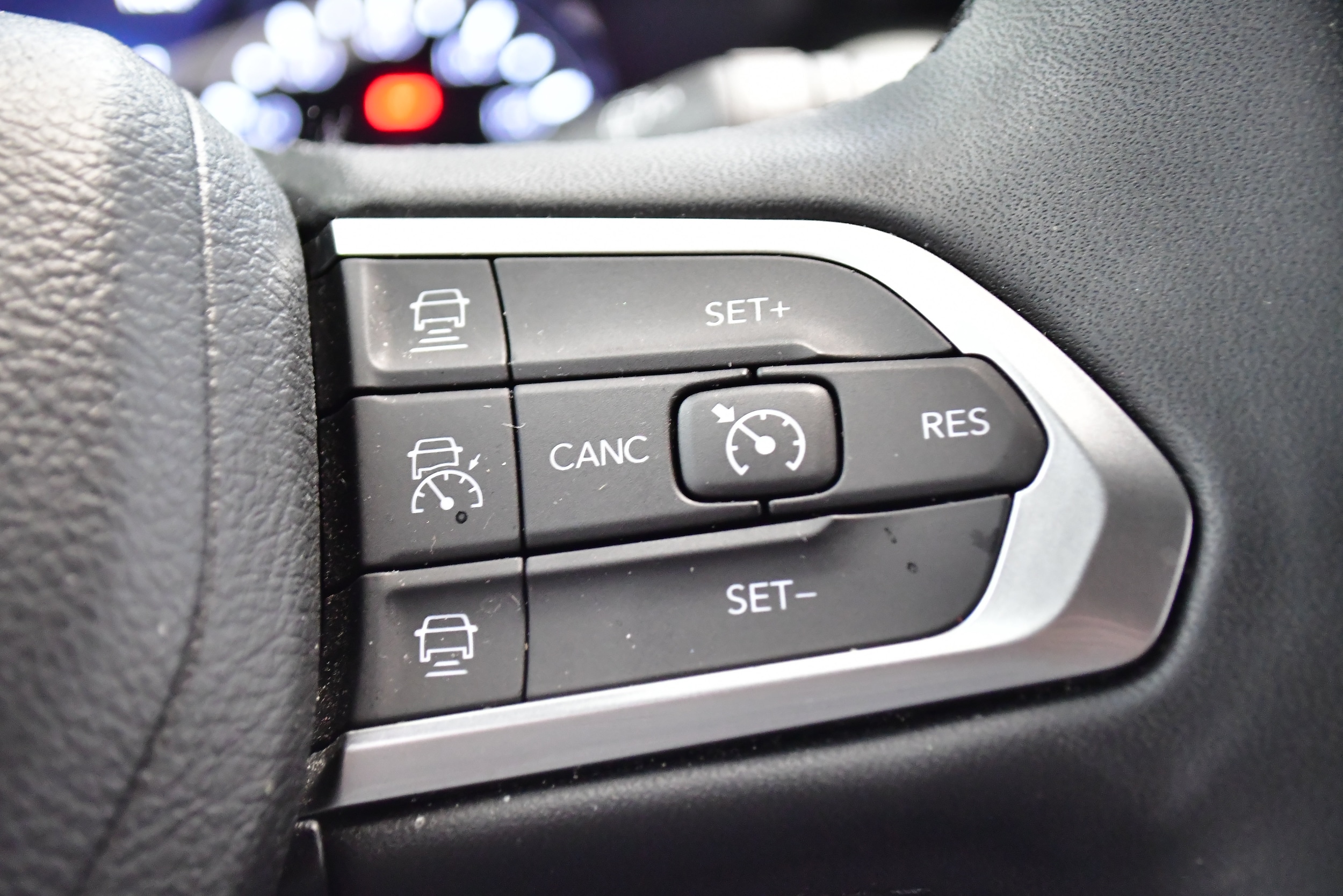 2025 Jeep Compass Limited - Photo 23