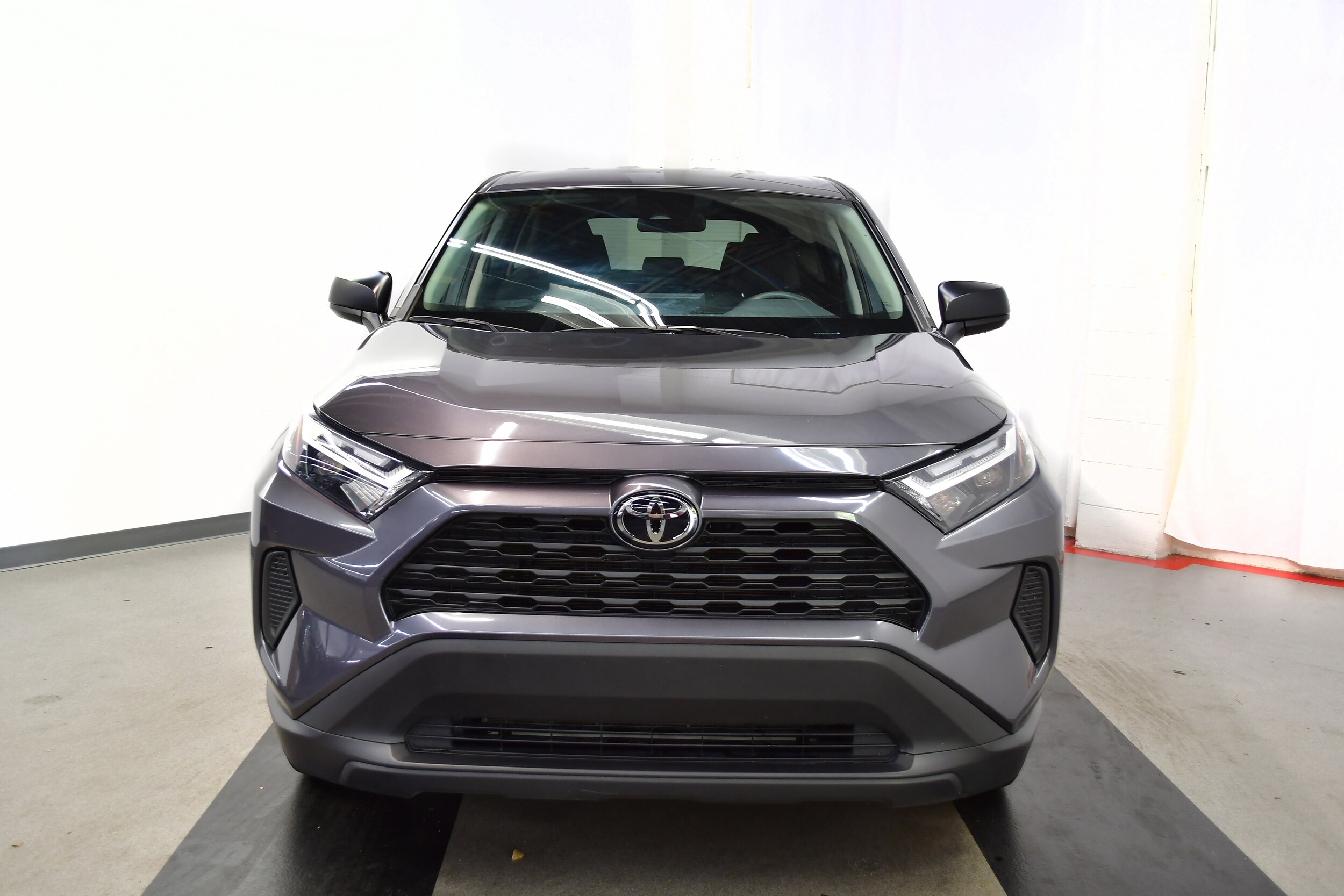 2024 Toyota RAV4 LE photo 3