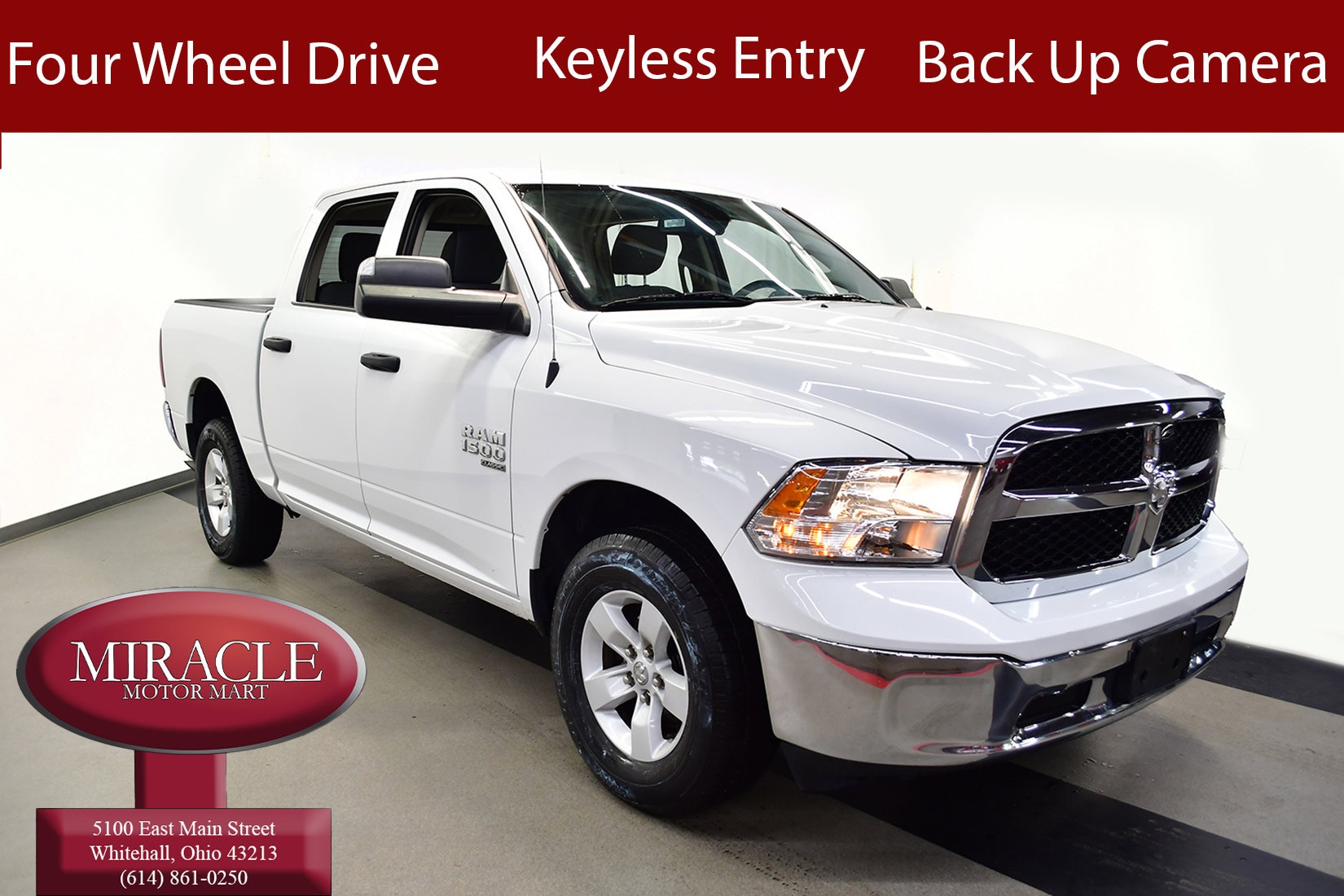 2023 RAM 1500 Classic SLT 4x4 Crew Cab 5'7's photo
