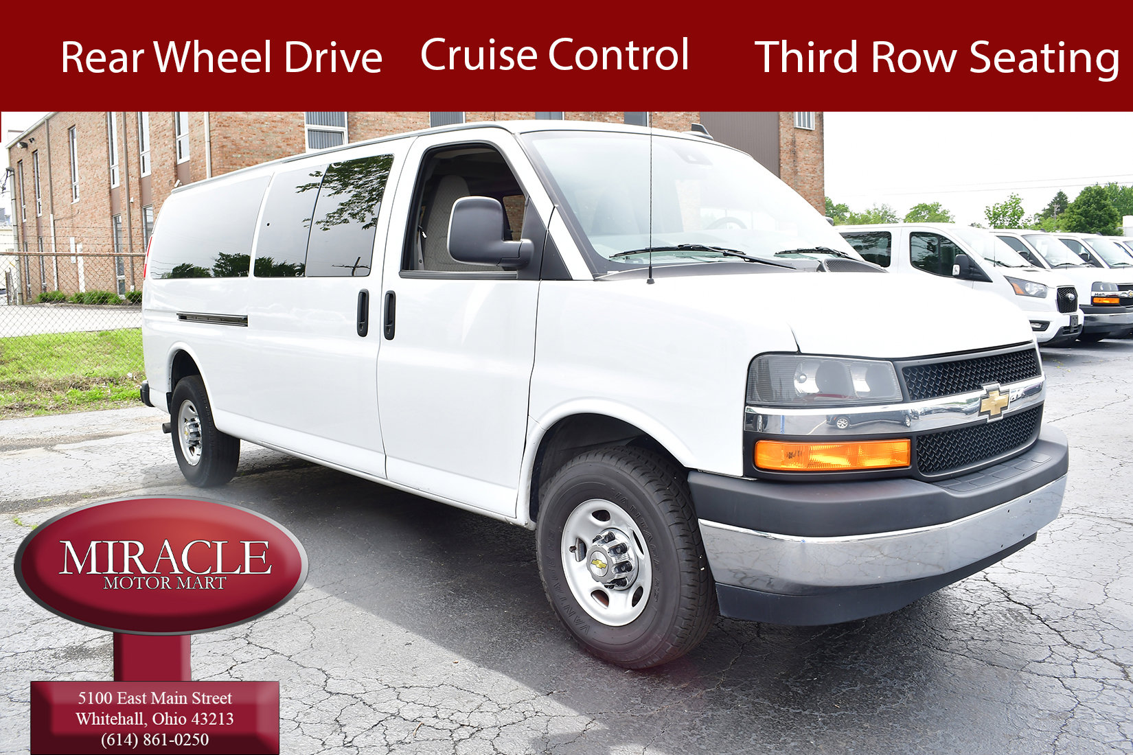 2024 Chevrolet Express 3500 LT Extended's photo