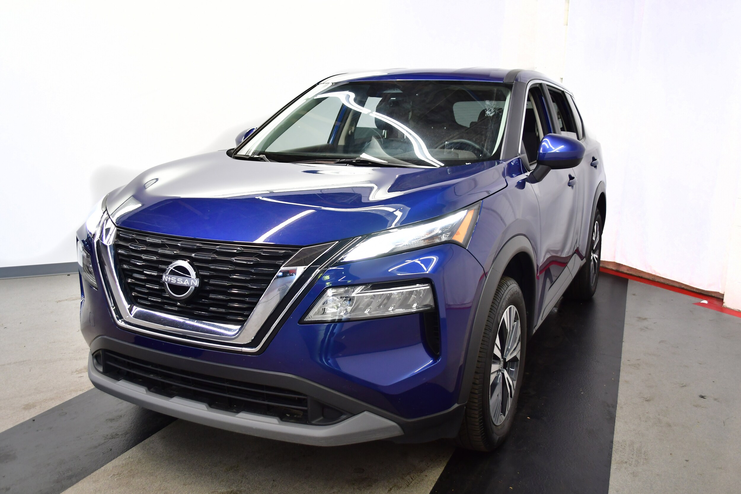 2023 Nissan Rogue SV photo 4
