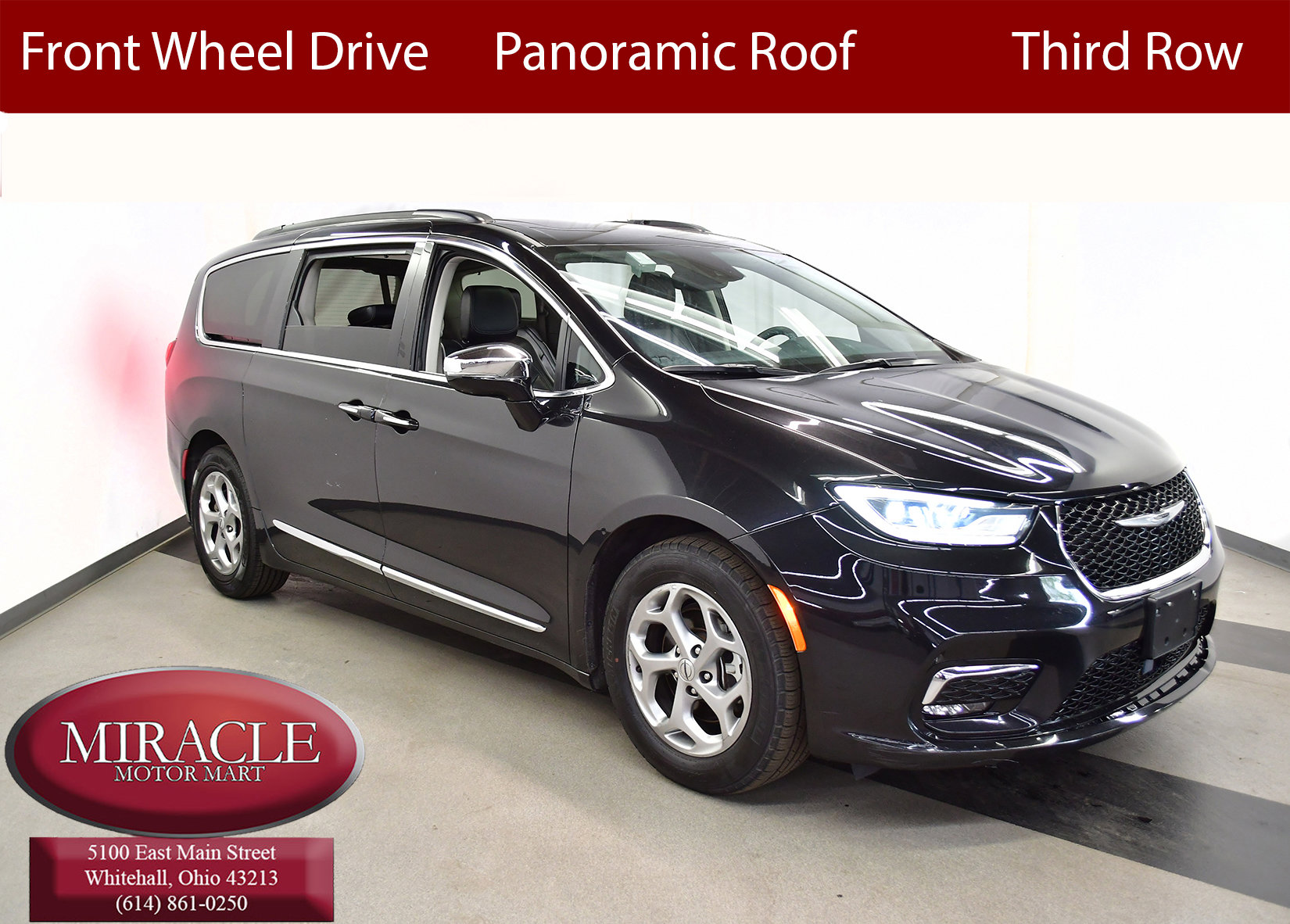 2023 Chrysler Pacifica Limited's photo