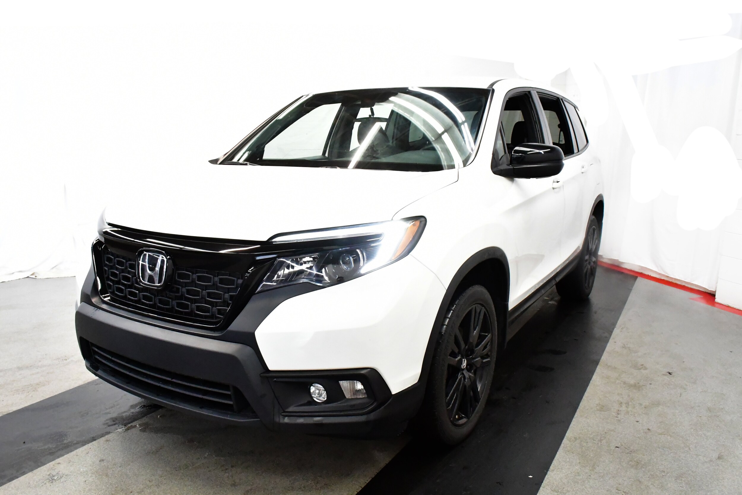 2021 Honda Passport Sport photo 4