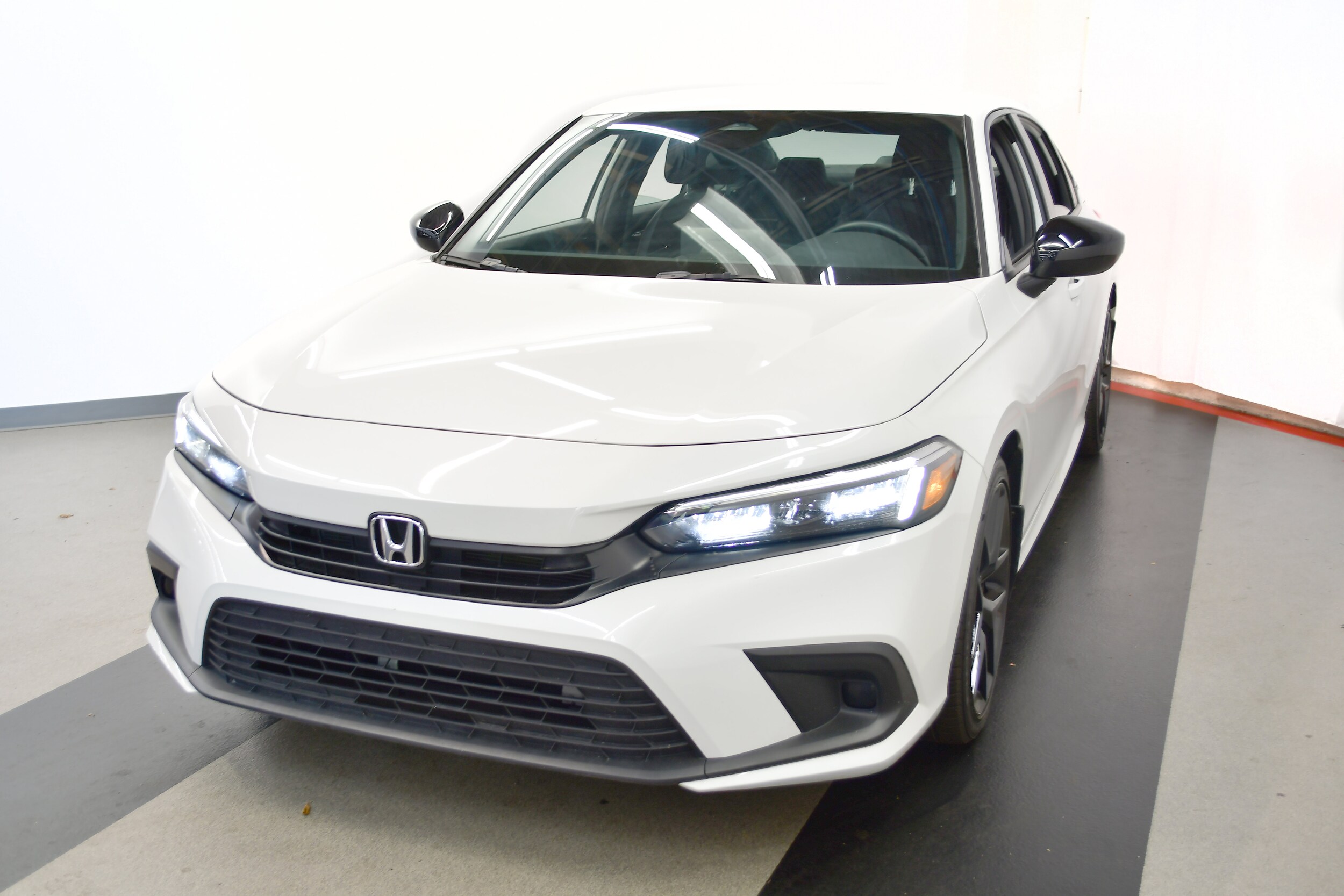 2024 Honda Civic Sport photo 3