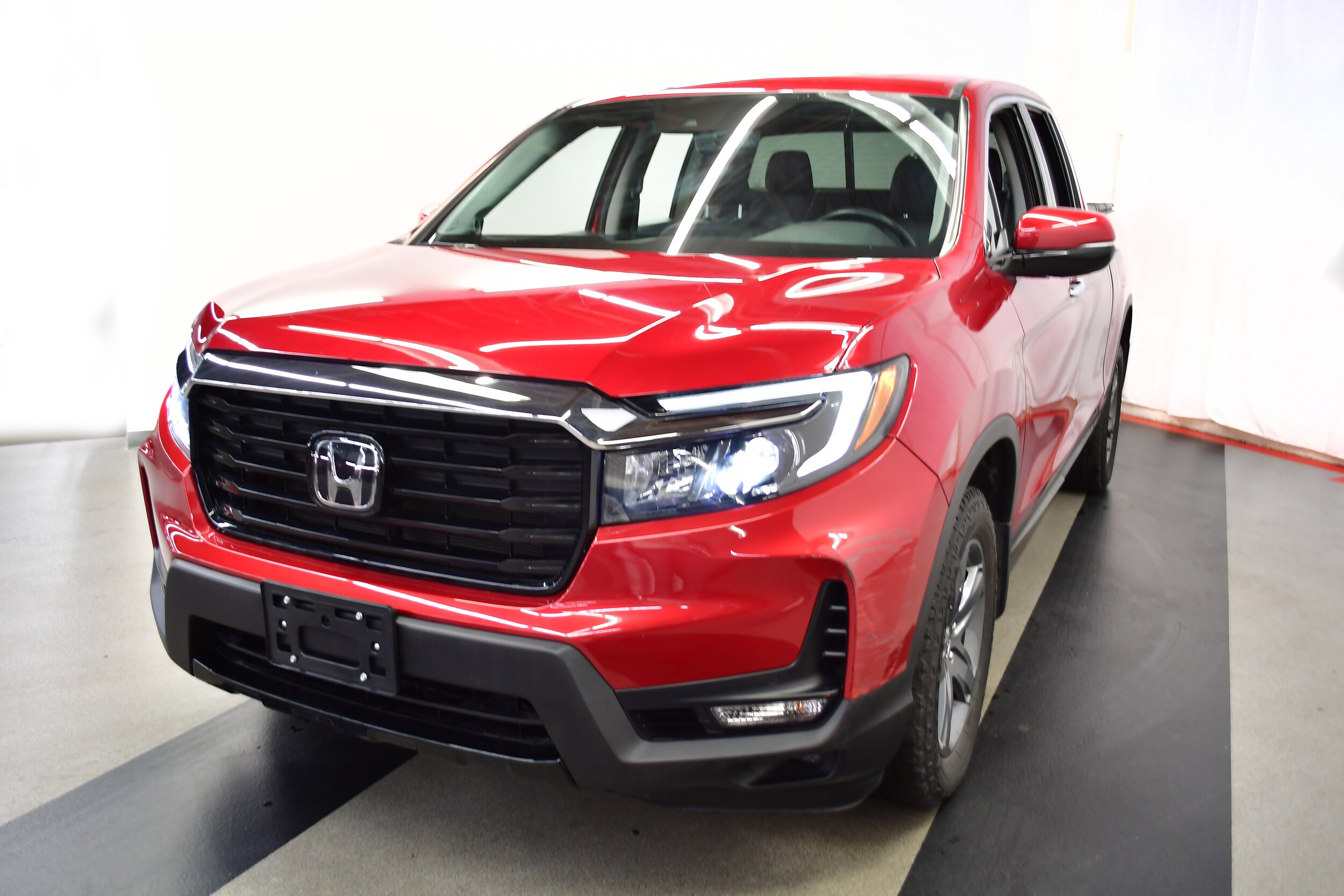 2023 Honda Ridgeline RTL-E photo 2