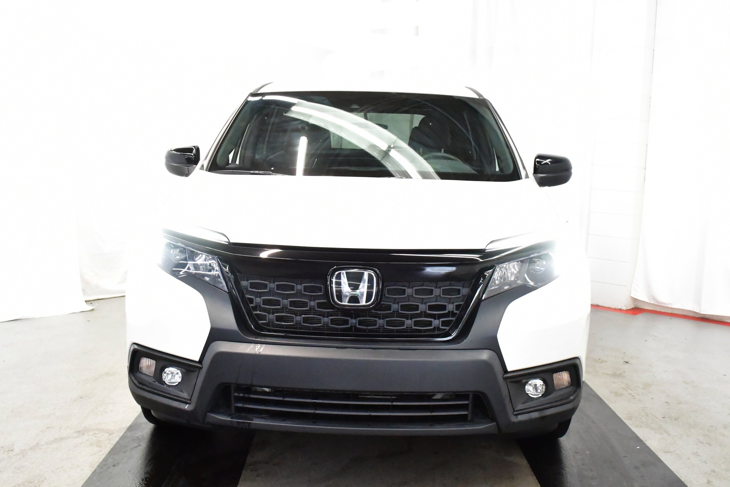 2021 Honda Passport Sport photo 3