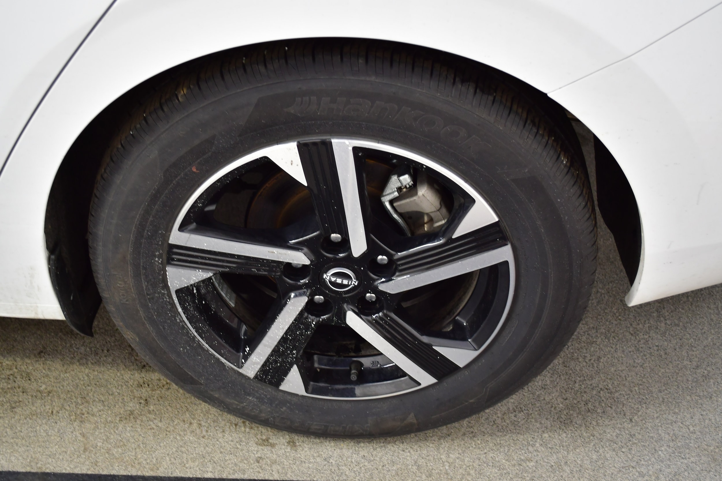 2025 Nissan Sentra SV - Photo 33