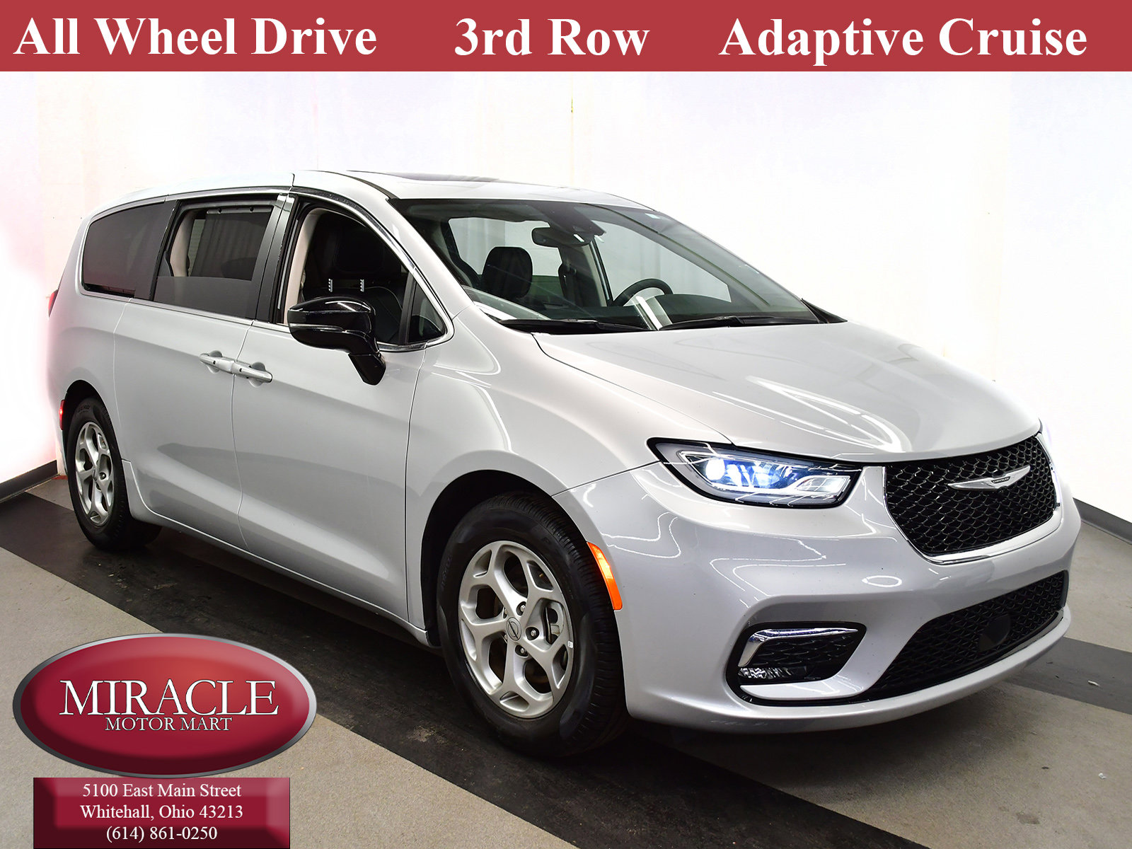 2024 Chrysler Pacifica Limited's photo