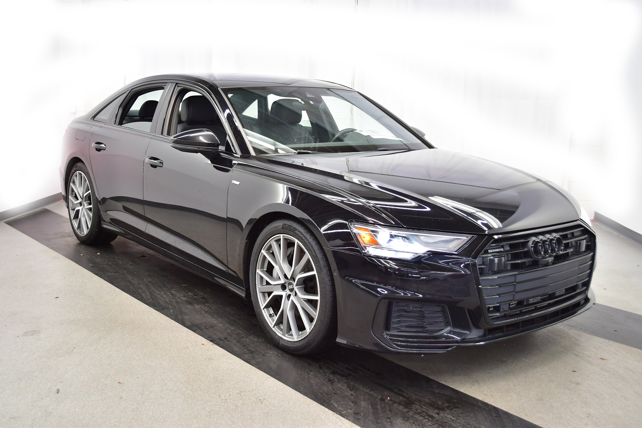 2023 Audi A6 Premium Plus TFSI Quattro photo 2