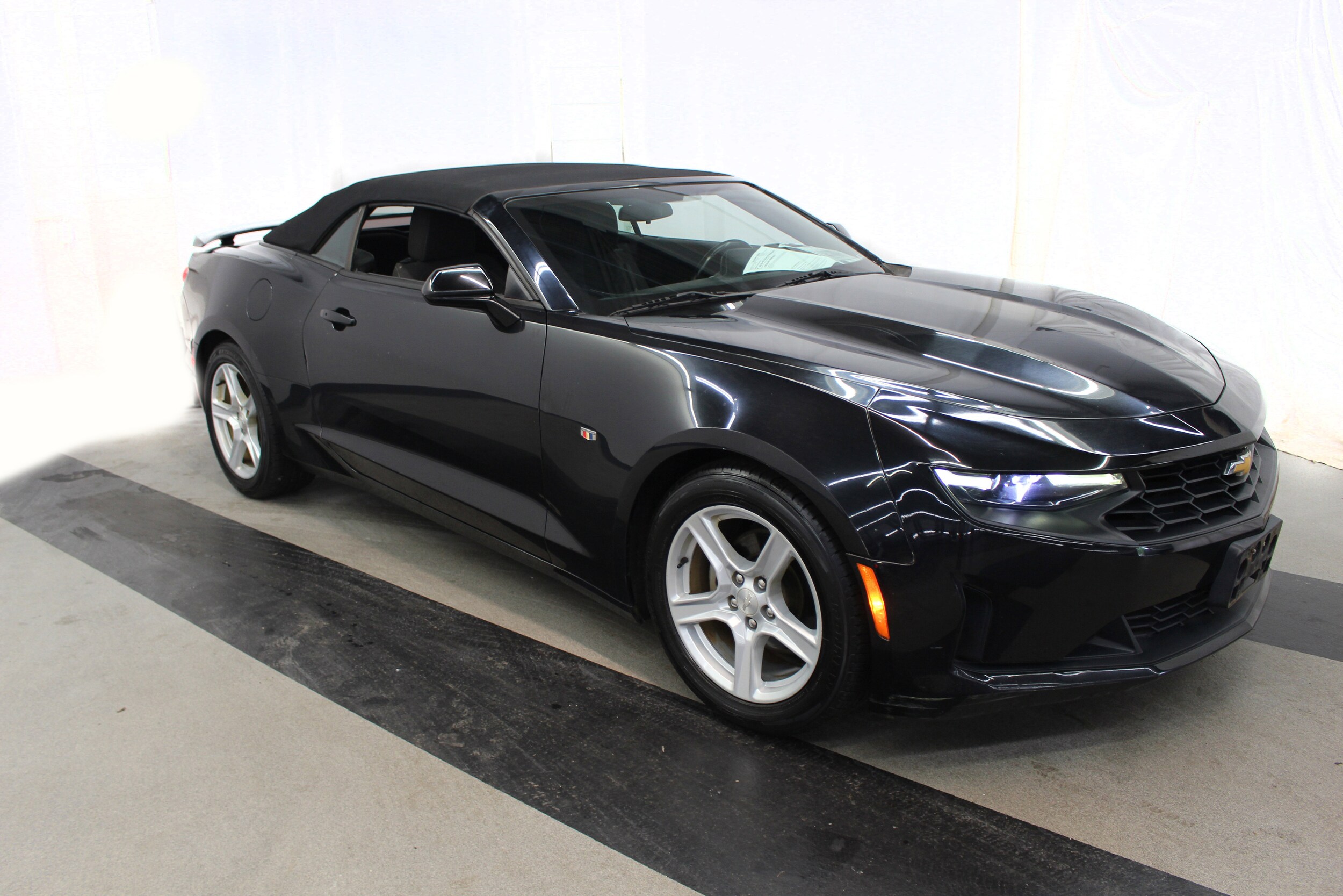 2020 Chevrolet Camaro 1LT photo 2