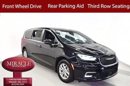 2025 Chrysler Pacifica Select Van