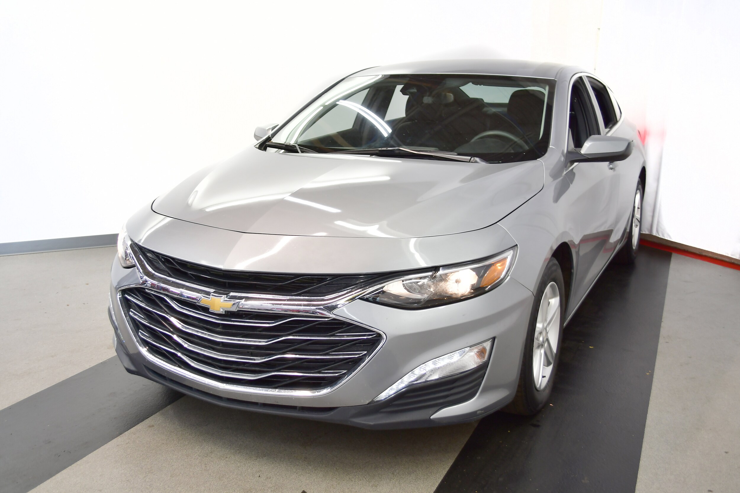 2023 Chevrolet Malibu 1LT photo 3