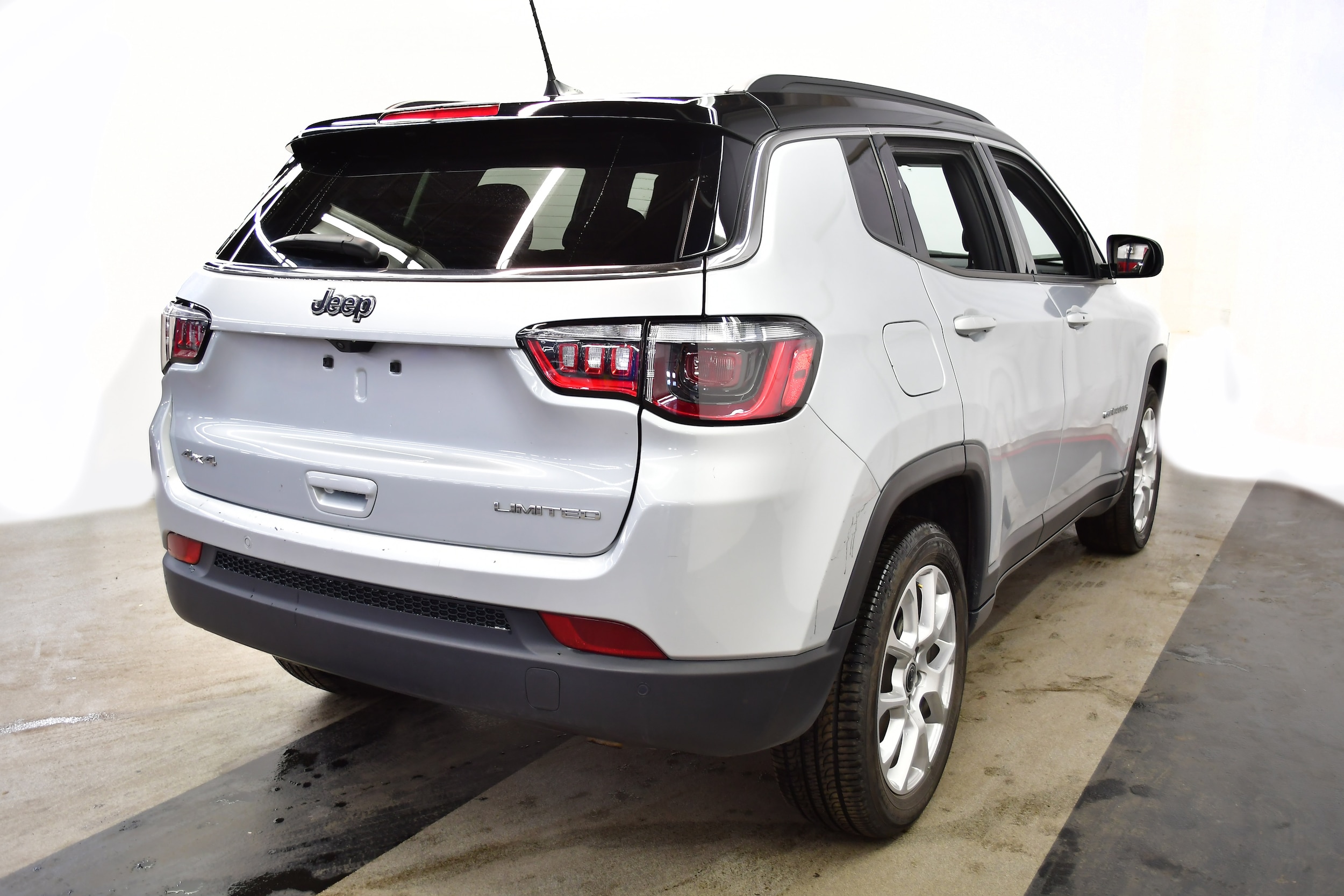 2025 Jeep Compass Limited - Photo 7