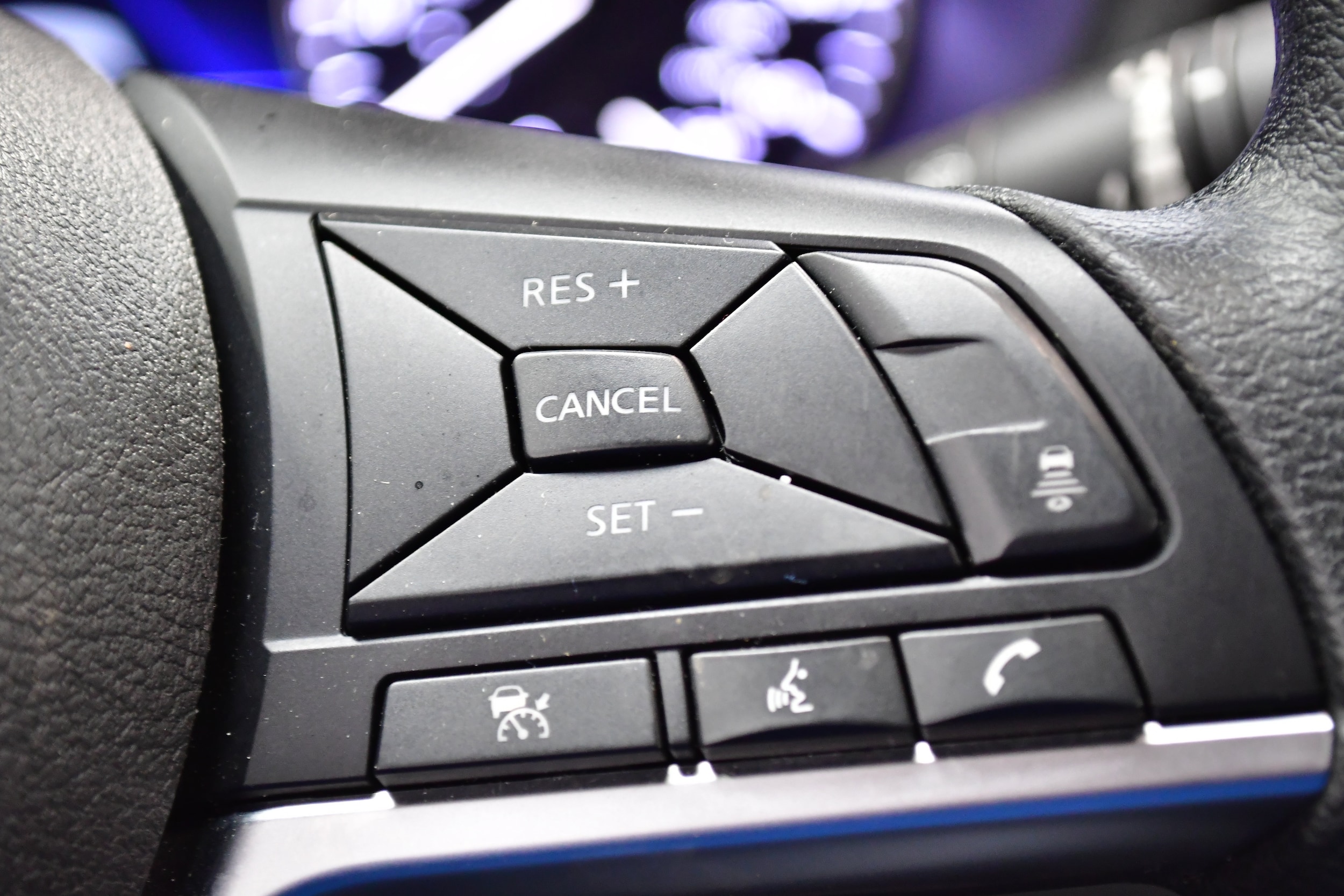 2025 Nissan Sentra SV - Photo 22