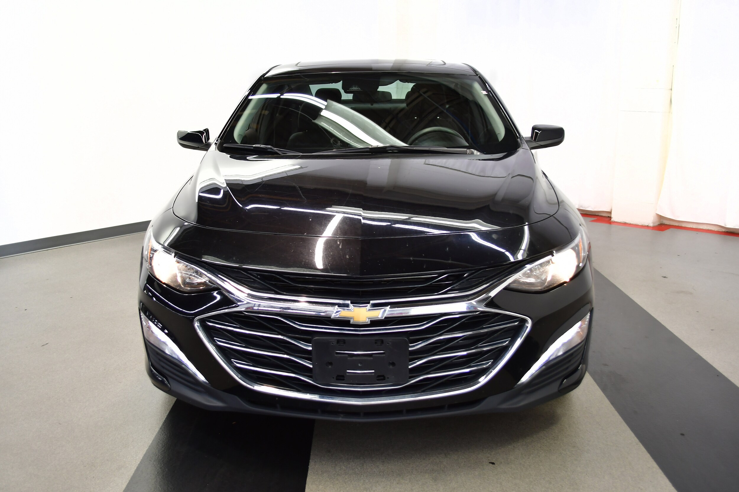 2024 Chevrolet Malibu 1LT photo 3