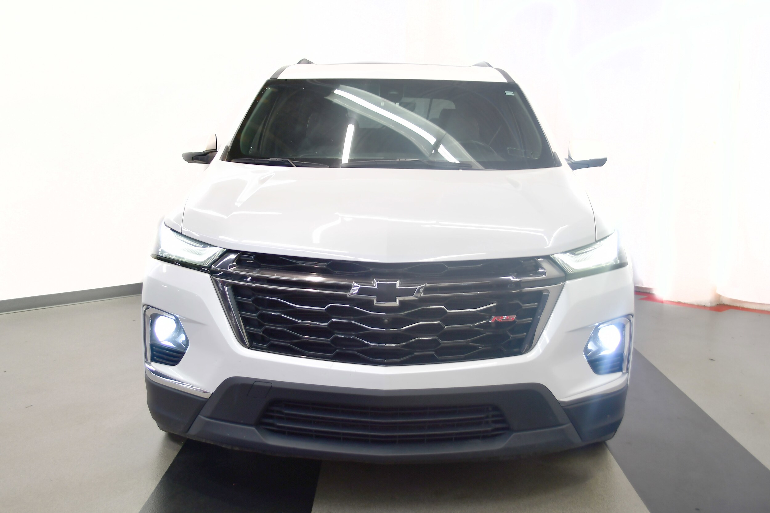 2023 Chevrolet Traverse RS photo 3