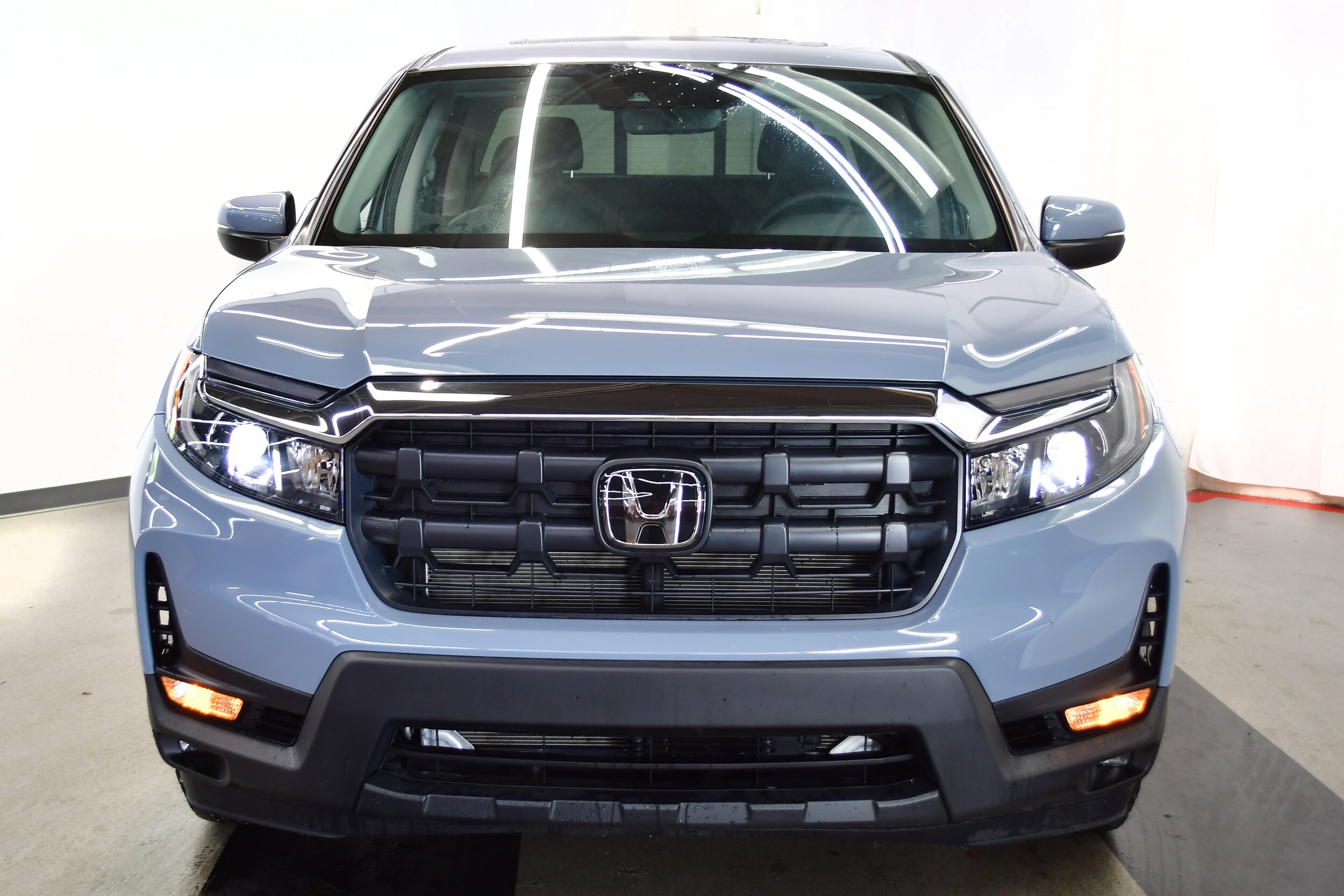 2024 Honda Ridgeline RTL photo 3