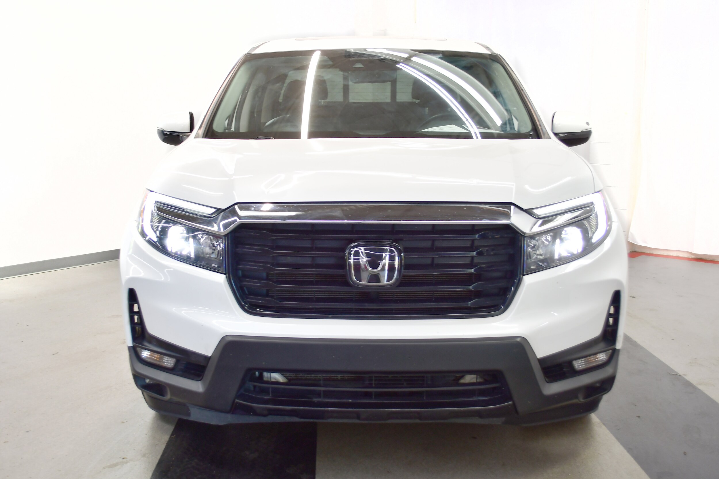 2022 Honda Ridgeline RTL-E photo 3