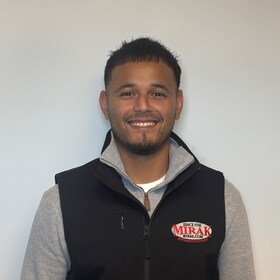Staff member Oscar Zavala from ID_6fc2ecf32495