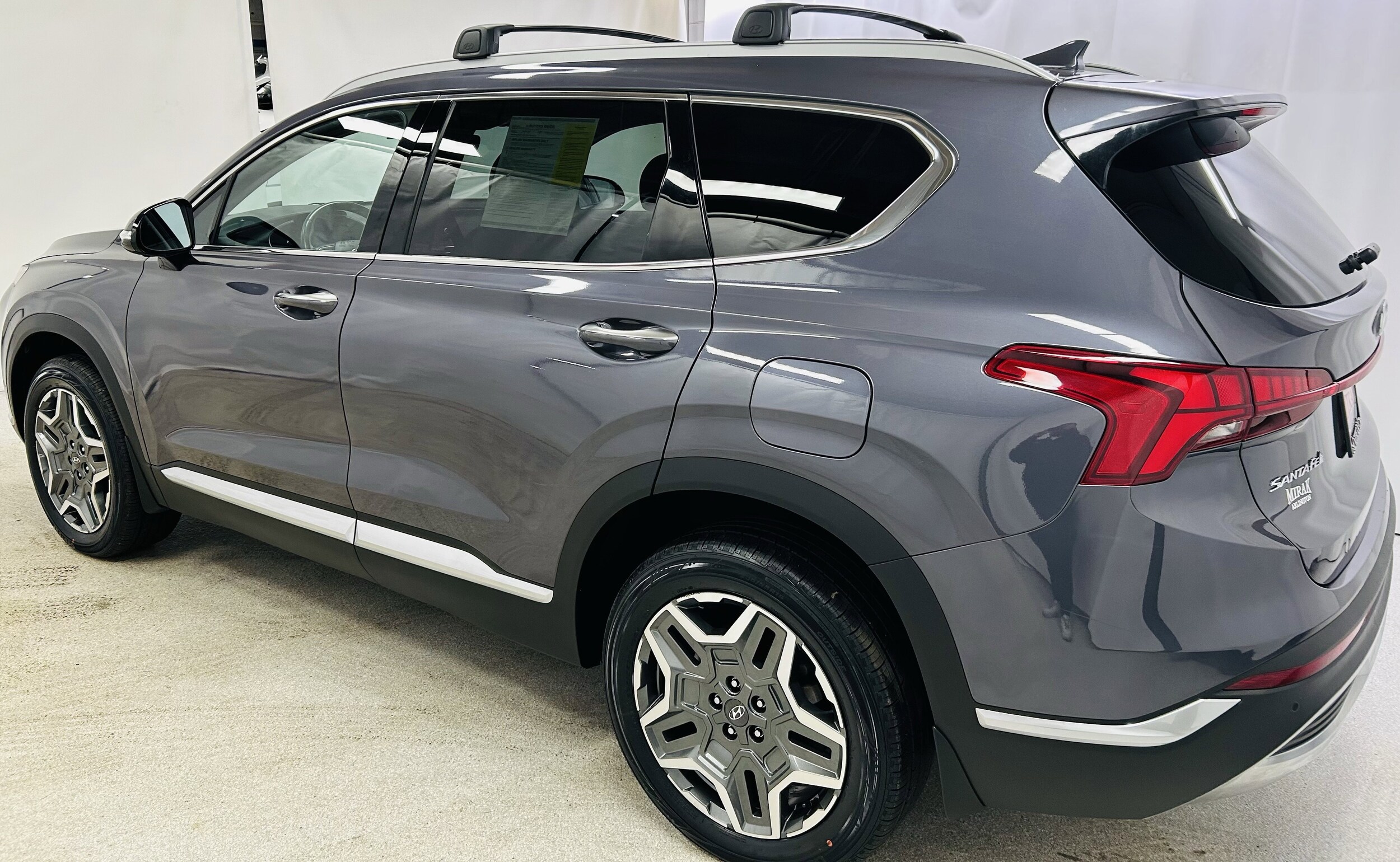 2022 Hyundai Santa Fe SEL Convenience photo 2