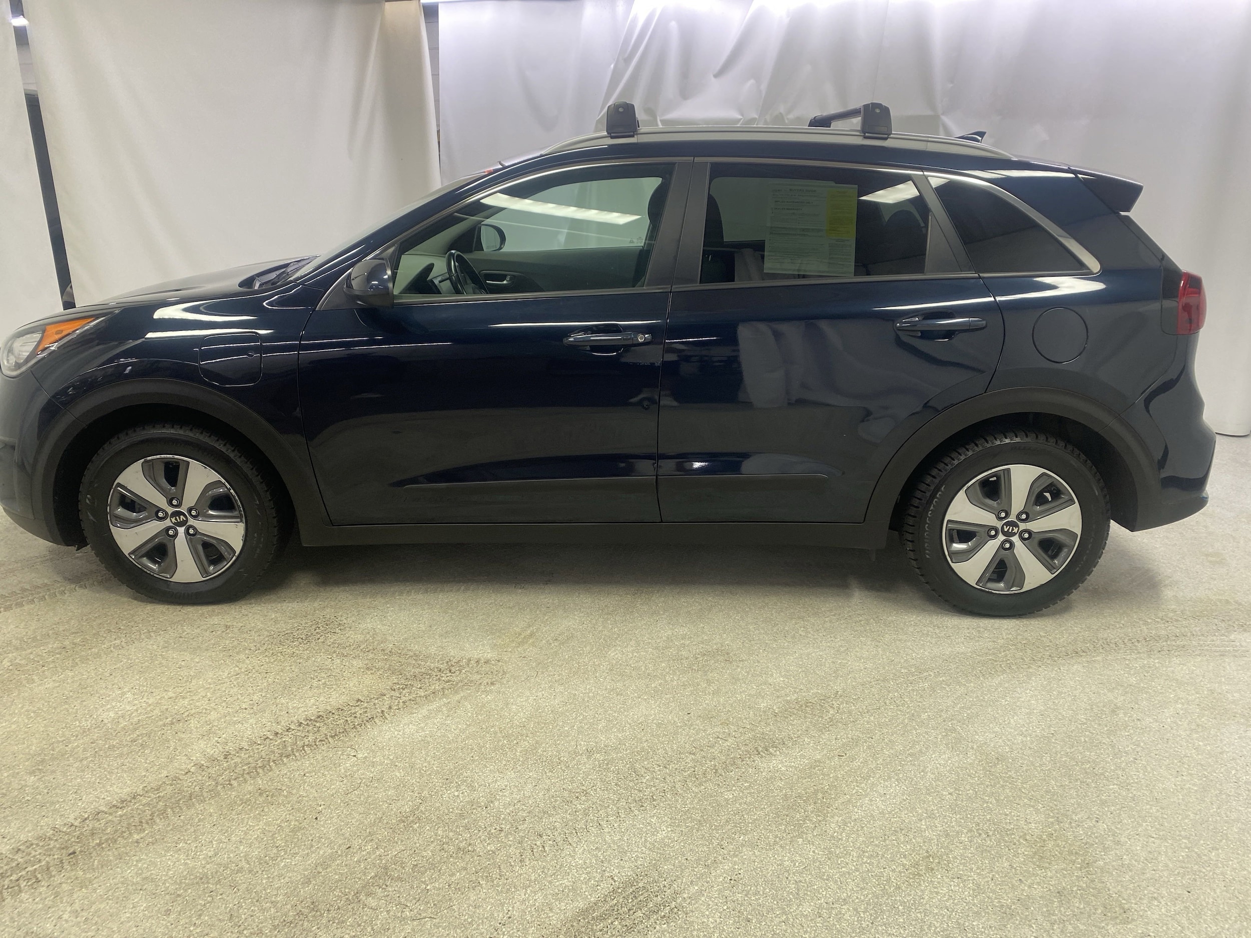 Used 2019 Kia Niro LX with VIN KNDCM3LD6K5302917 for sale in Arlington, MA