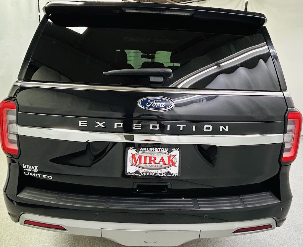 Used 2023 Ford Expedition Limited