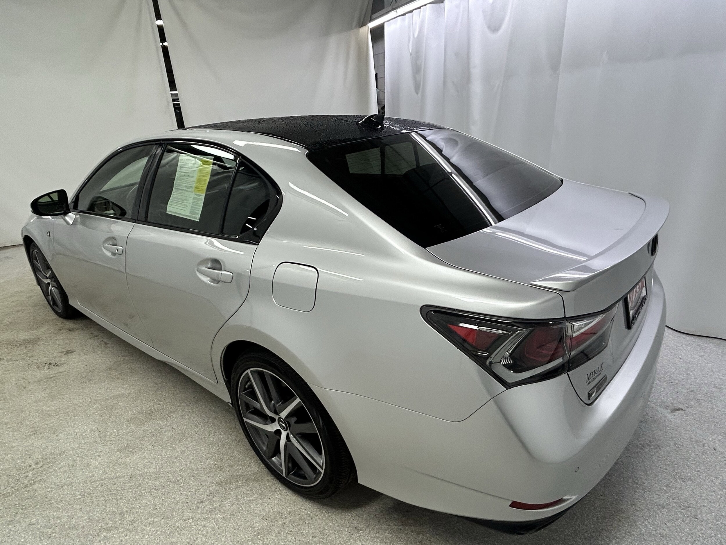 2019 Lexus GS 350 F SPORT photo 4