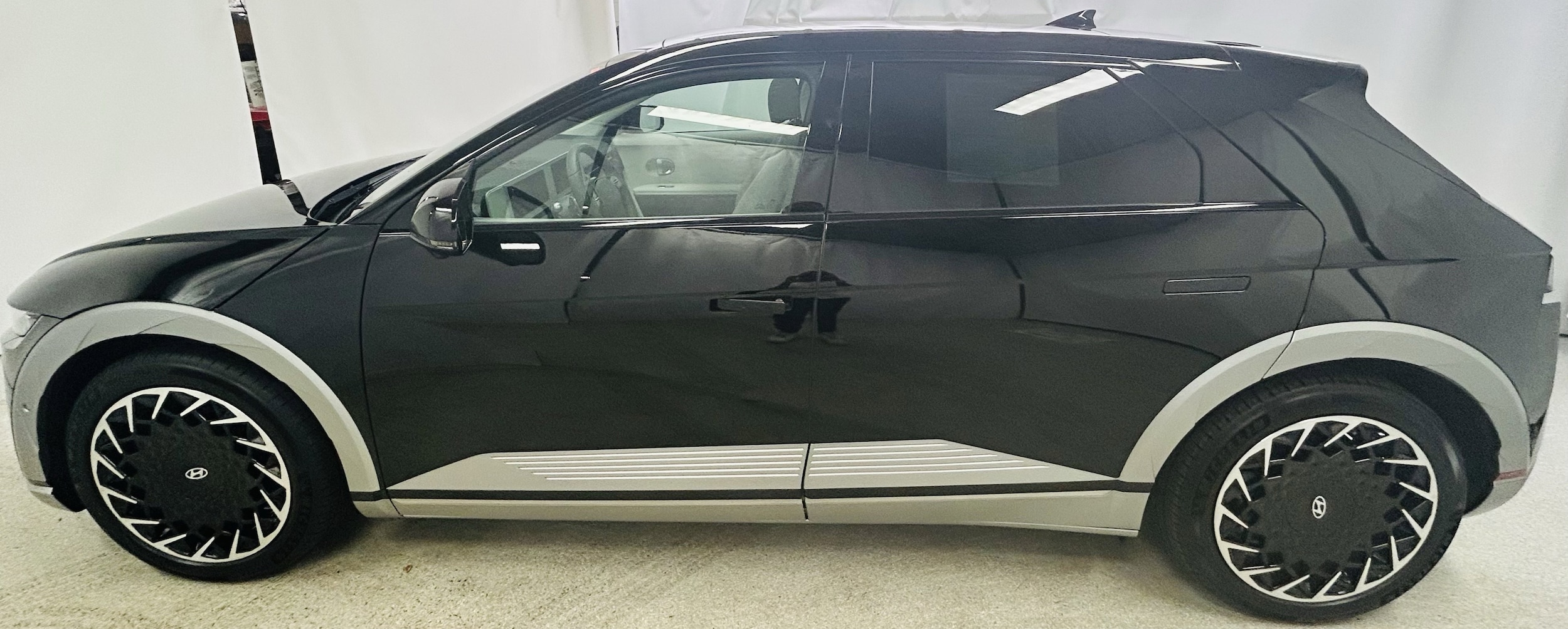 Used 2024 Hyundai IONIQ 5 Limited with VIN KM8KRDDF1RU277620 for sale in Arlington, MA