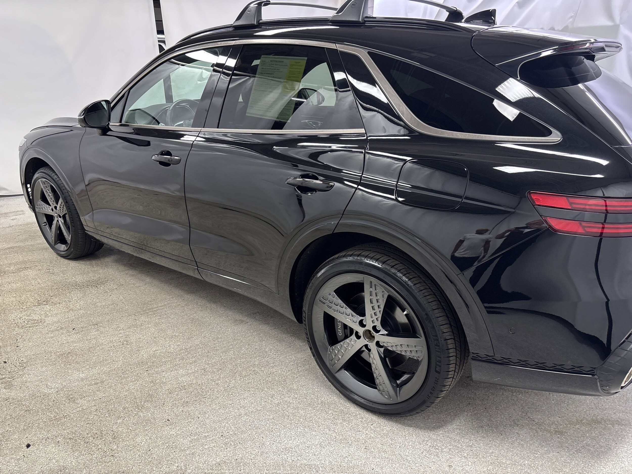 2024 Genesis GV70 3.5T Sport photo 3