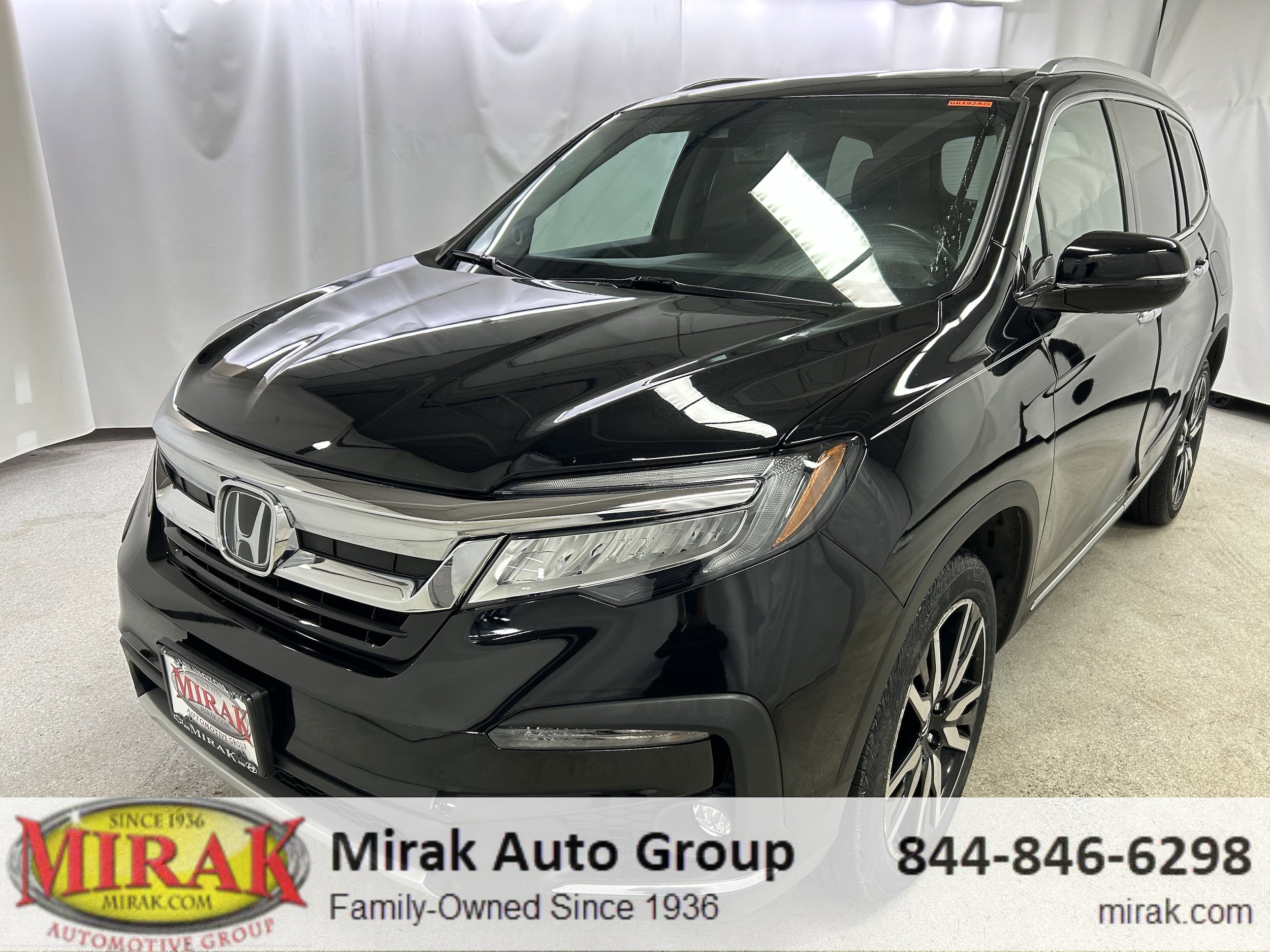 2020 Honda Pilot Elite's photo