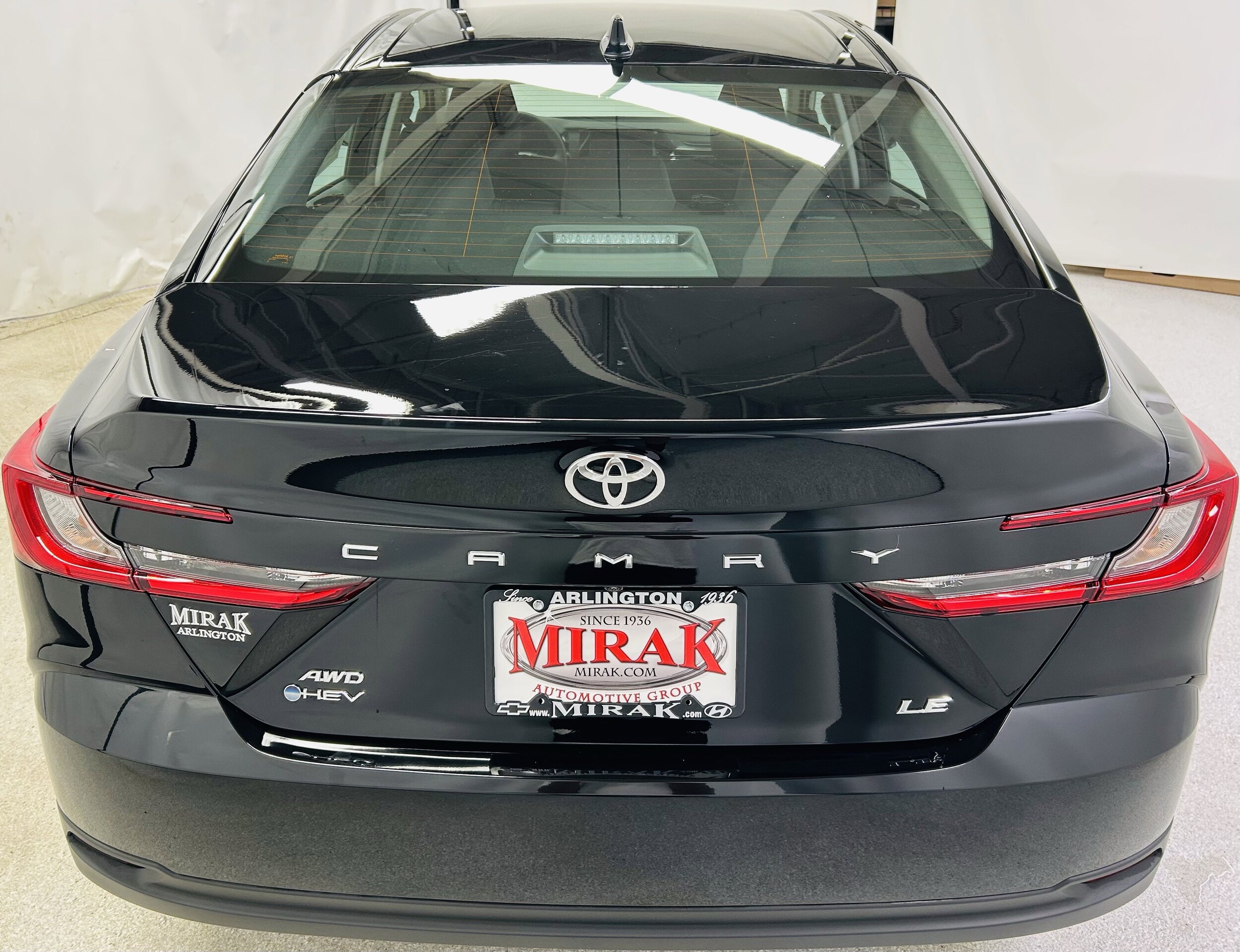 2025 Toyota Camry LE photo 3
