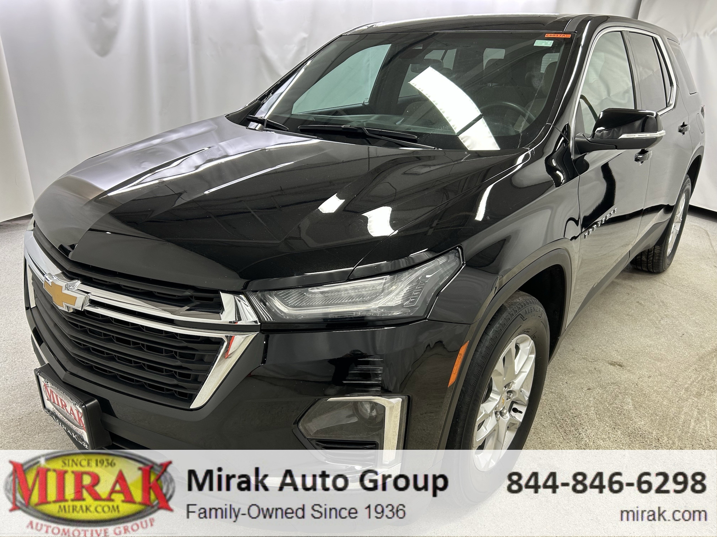 2023 Chevrolet Traverse LS's photo