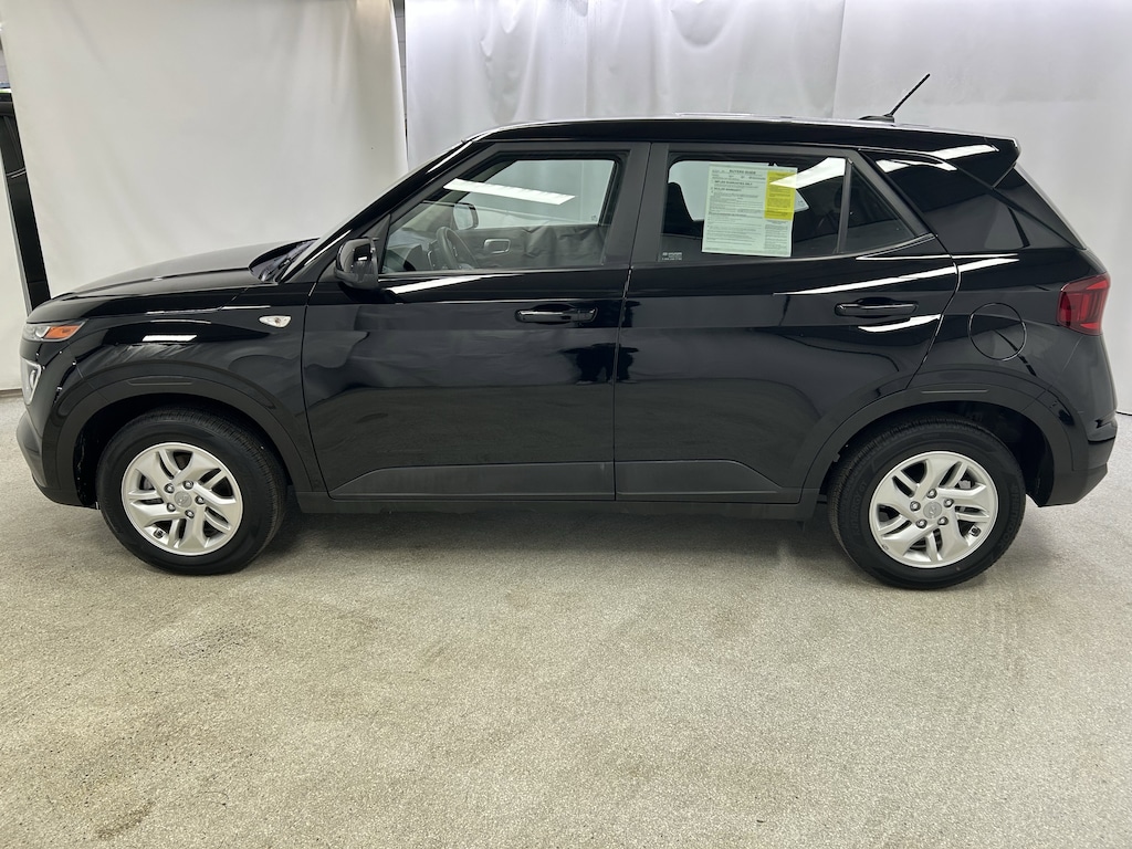 Used 2023 Hyundai Venue SE