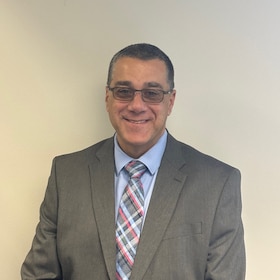 Staff member Stephen Sheldon from ID_04ef398c19a3