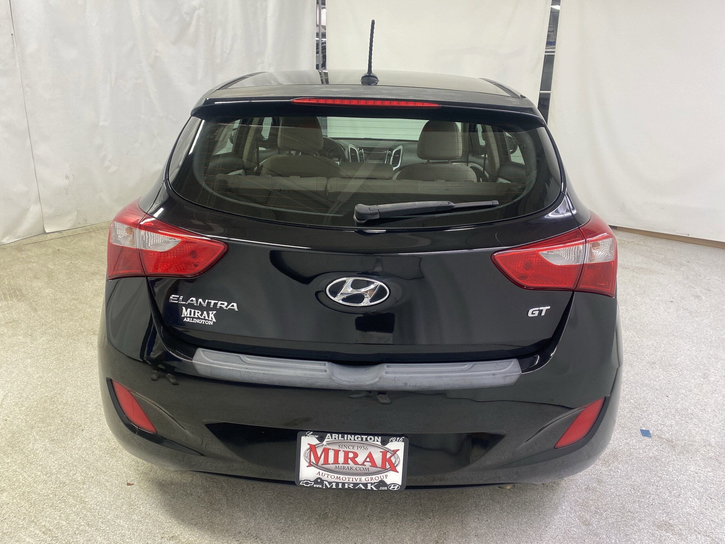 2016 Hyundai Elantra GT Base photo 4