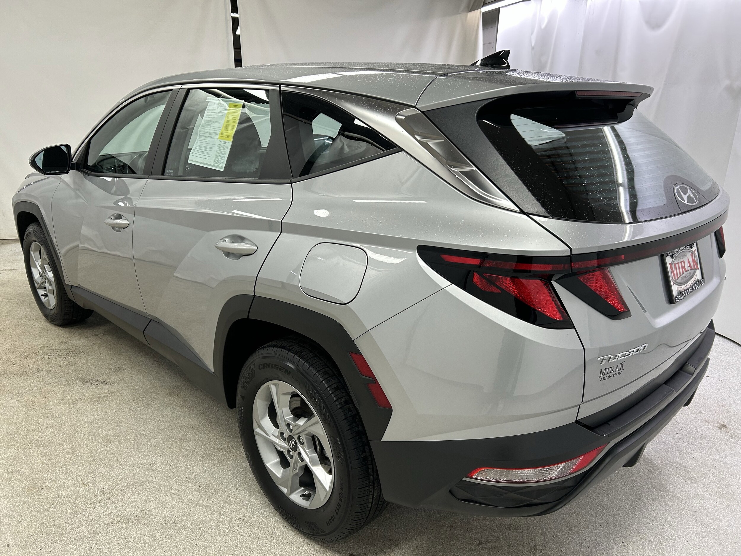 2023 Hyundai Tucson SE photo 2
