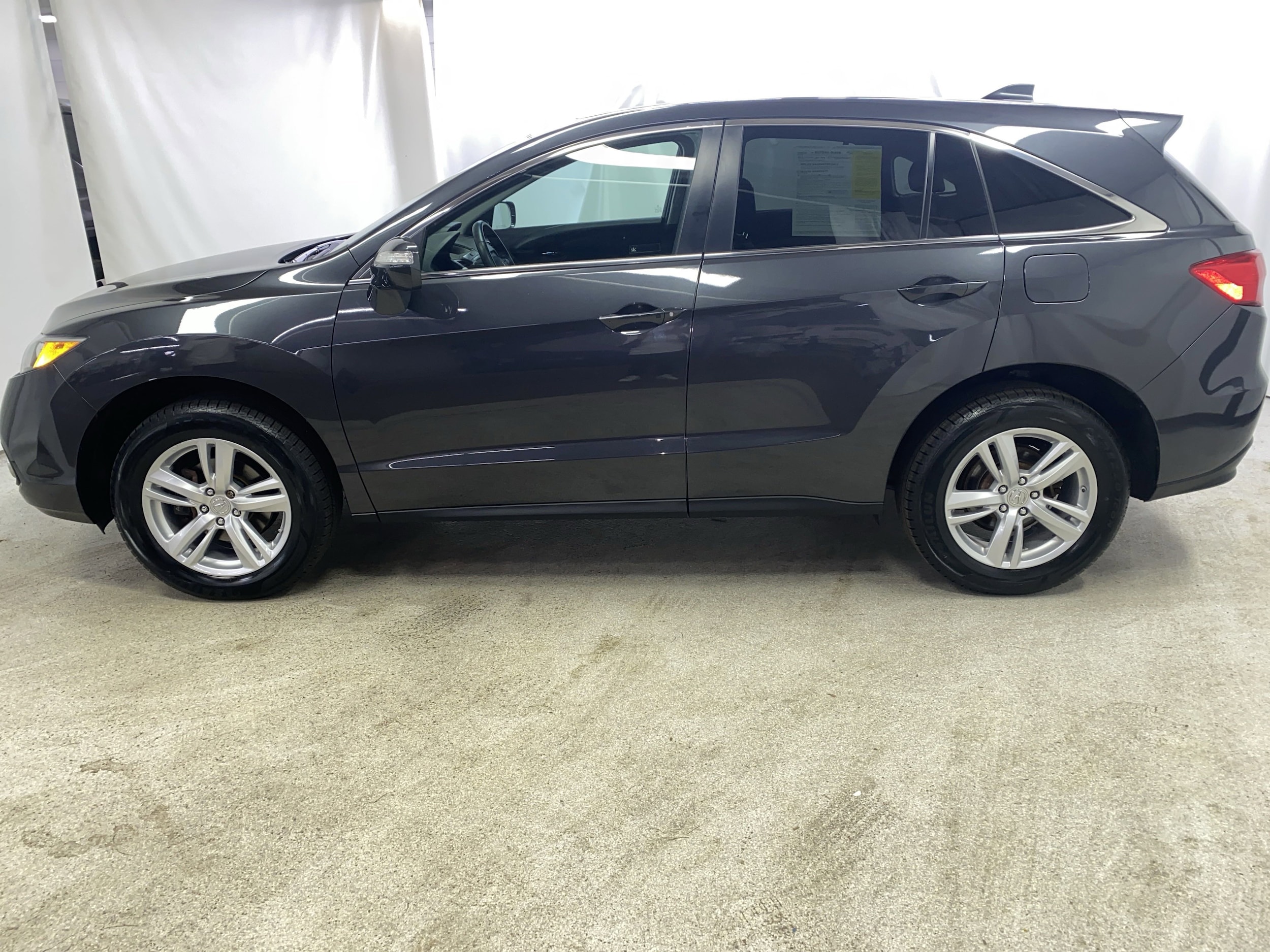 Used 2015 Acura RDX Technology Package with VIN 5J8TB4H57FL004487 for sale in Arlington, MA