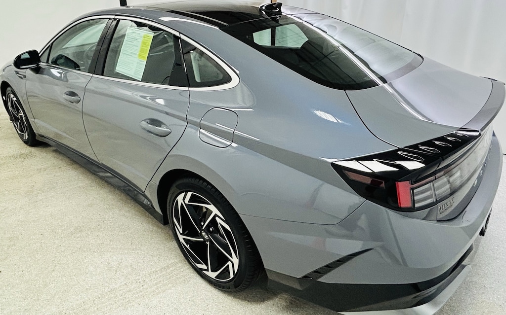 Certified 2025 Hyundai Sonata SEL Convenience Sedan