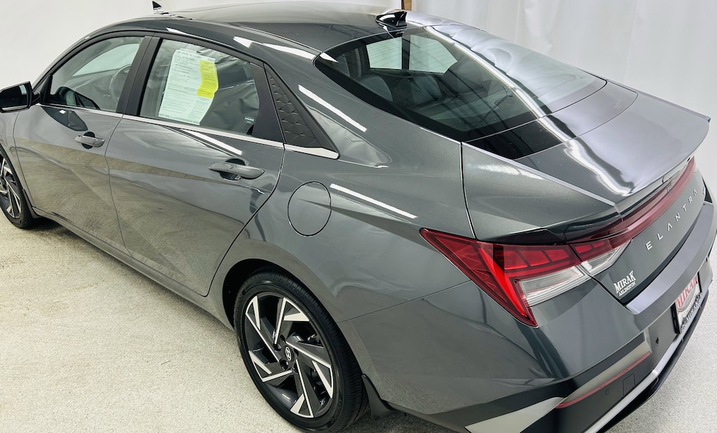 Certified 2024 Hyundai Elantra Hybrid Limited Sedan
