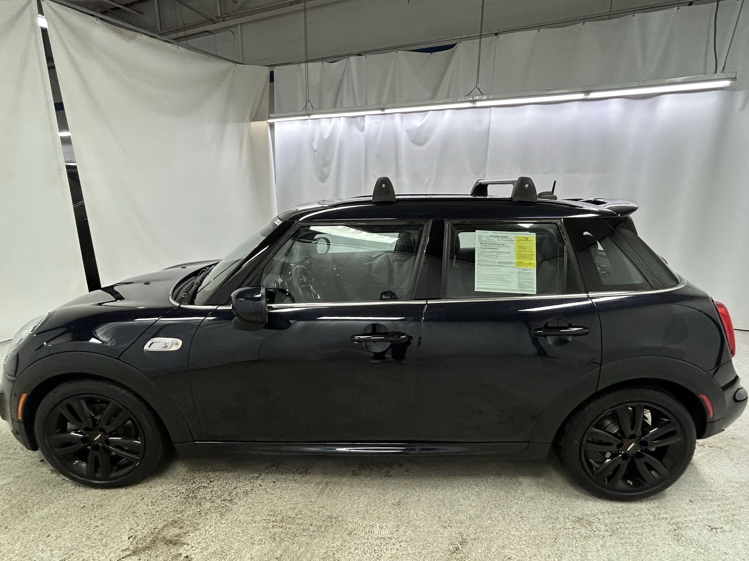 2020 Mini Cooper 4 Door Hardtop S photo 2