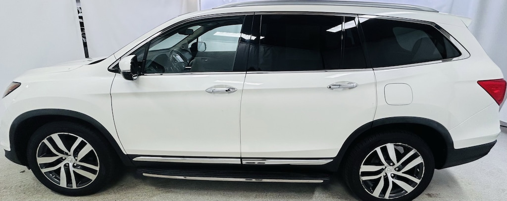 Used 2016 Honda Pilot Elite AWD SUV