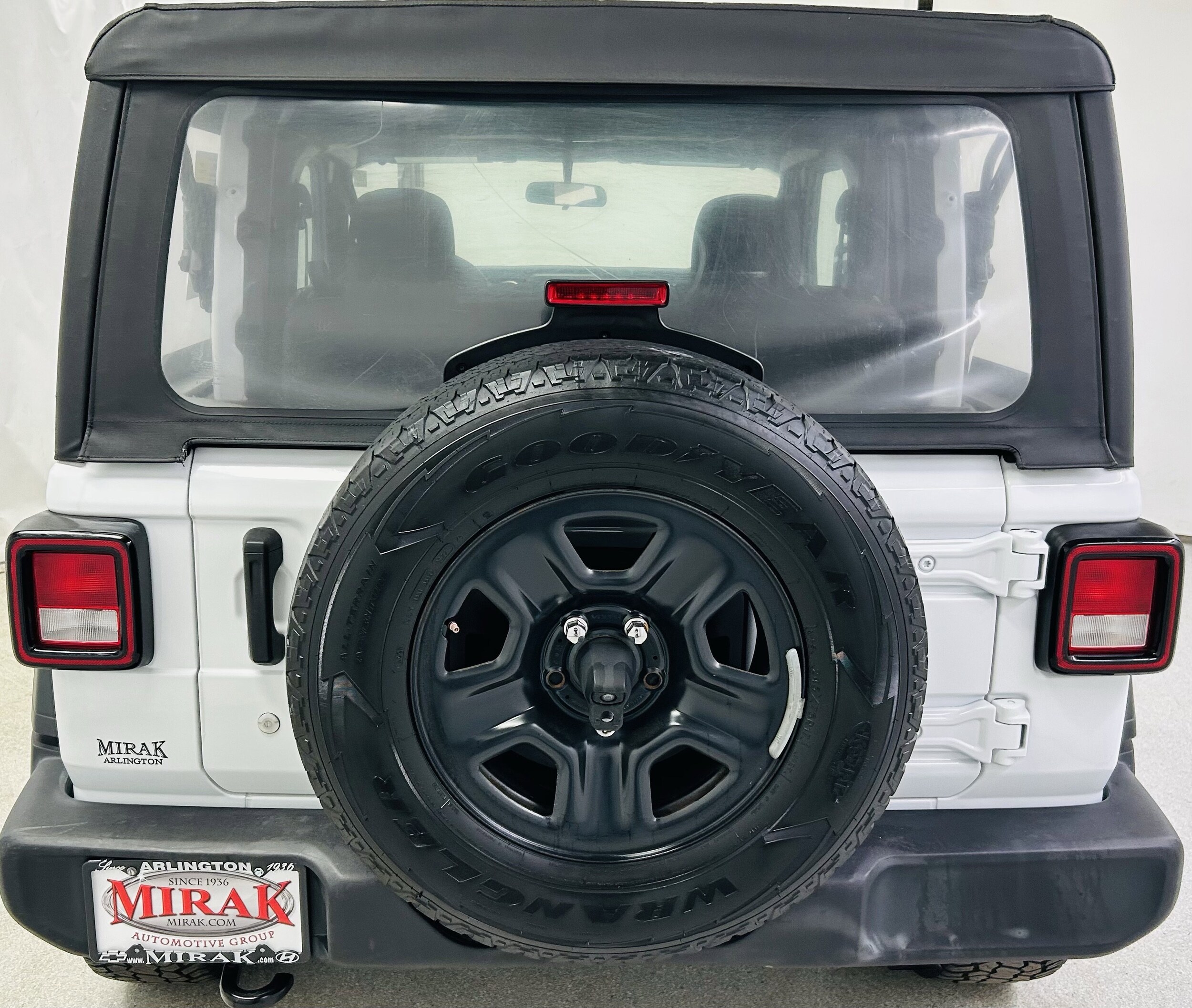 2020 Jeep Wrangler Sport photo 4