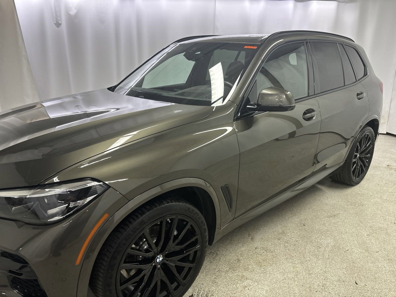 Used 2022 BMW X5 40i with VIN 5UXCR6C08N9L99470 for sale in Arlington, MA