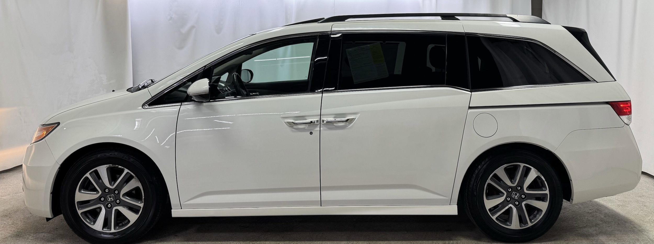 Used 2016 Honda Odyssey Touring with VIN 5FNRL5H95GB012395 for sale in Arlington, MA