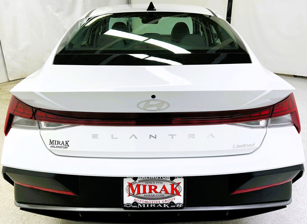 Certified 2025 Hyundai Elantra Limited Sedan