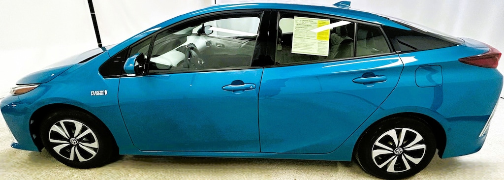 Used 2017 Toyota Prius Prime 5-Door Three Hatchback