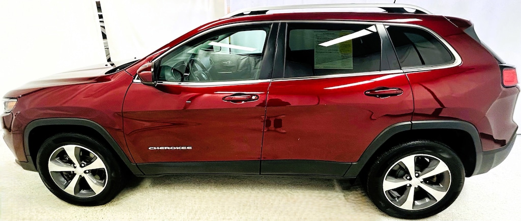 Used 2019 Jeep Cherokee Limited 4x4 SUV