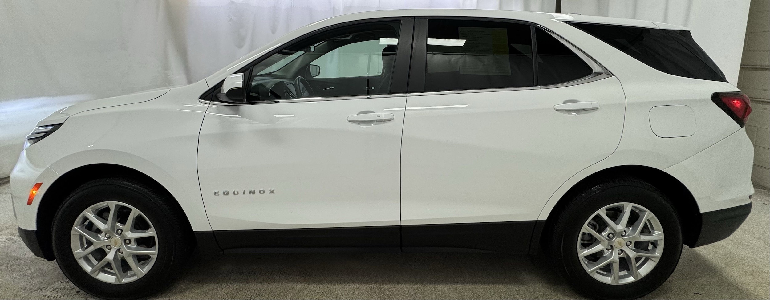 Used 2024 Chevrolet Equinox LT with VIN 3GNAXUEG2RL356230 for sale in Arlington, MA