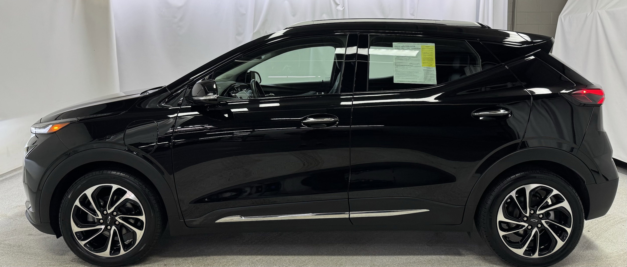 Used 2023 Chevrolet Bolt EUV Premier with VIN 1G1FZ6S0XP4107603 for sale in Arlington, MA