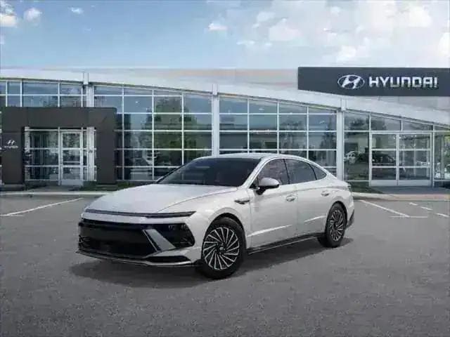 2025 Hyundai Sonata Hybrid